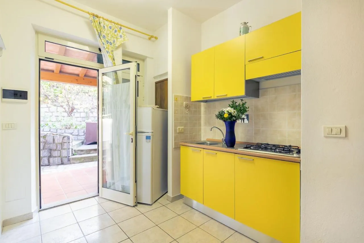 Simona Giardino Apartamento Fetovaia